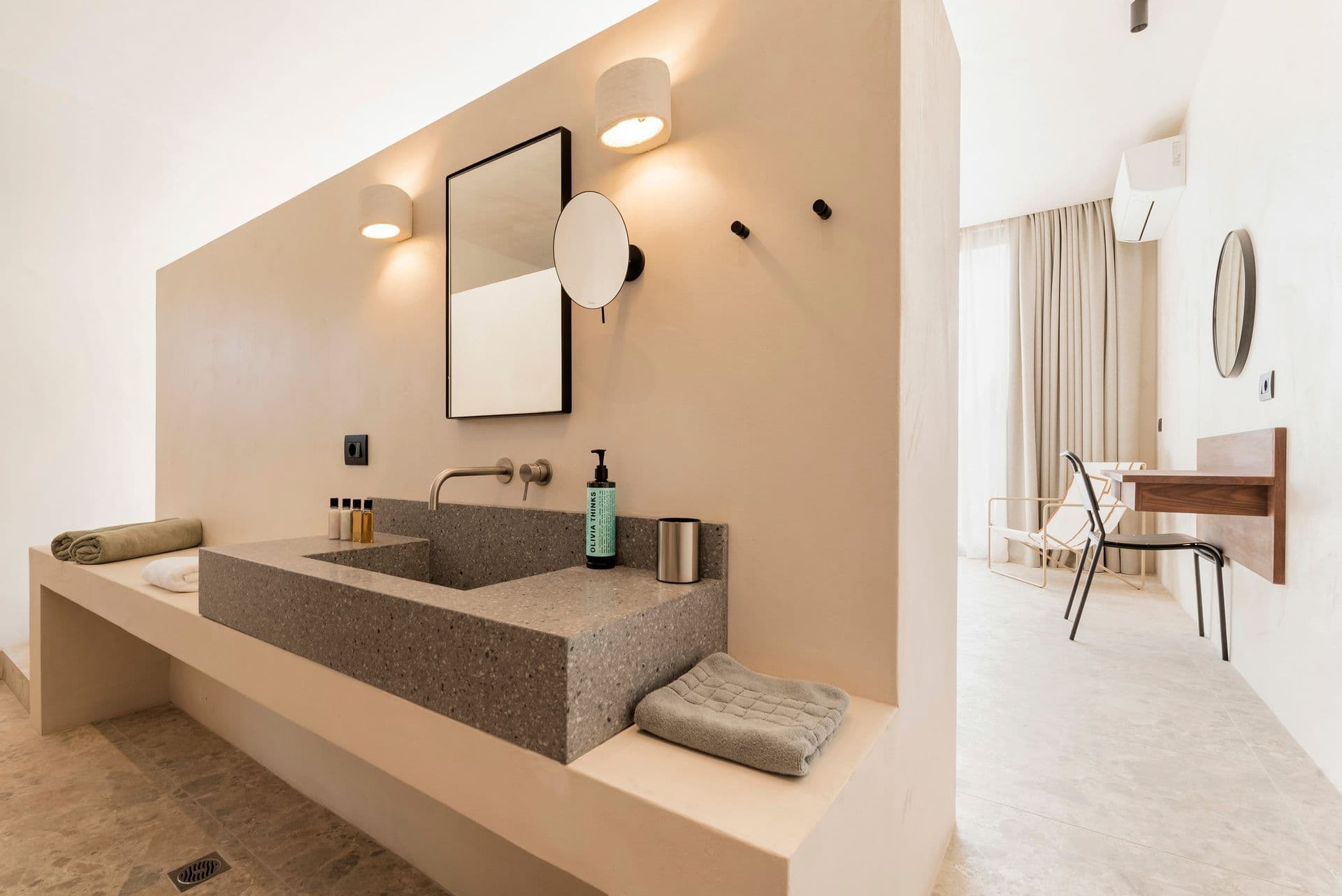 'Citrus' Suite with Private Pool - Photo 8
